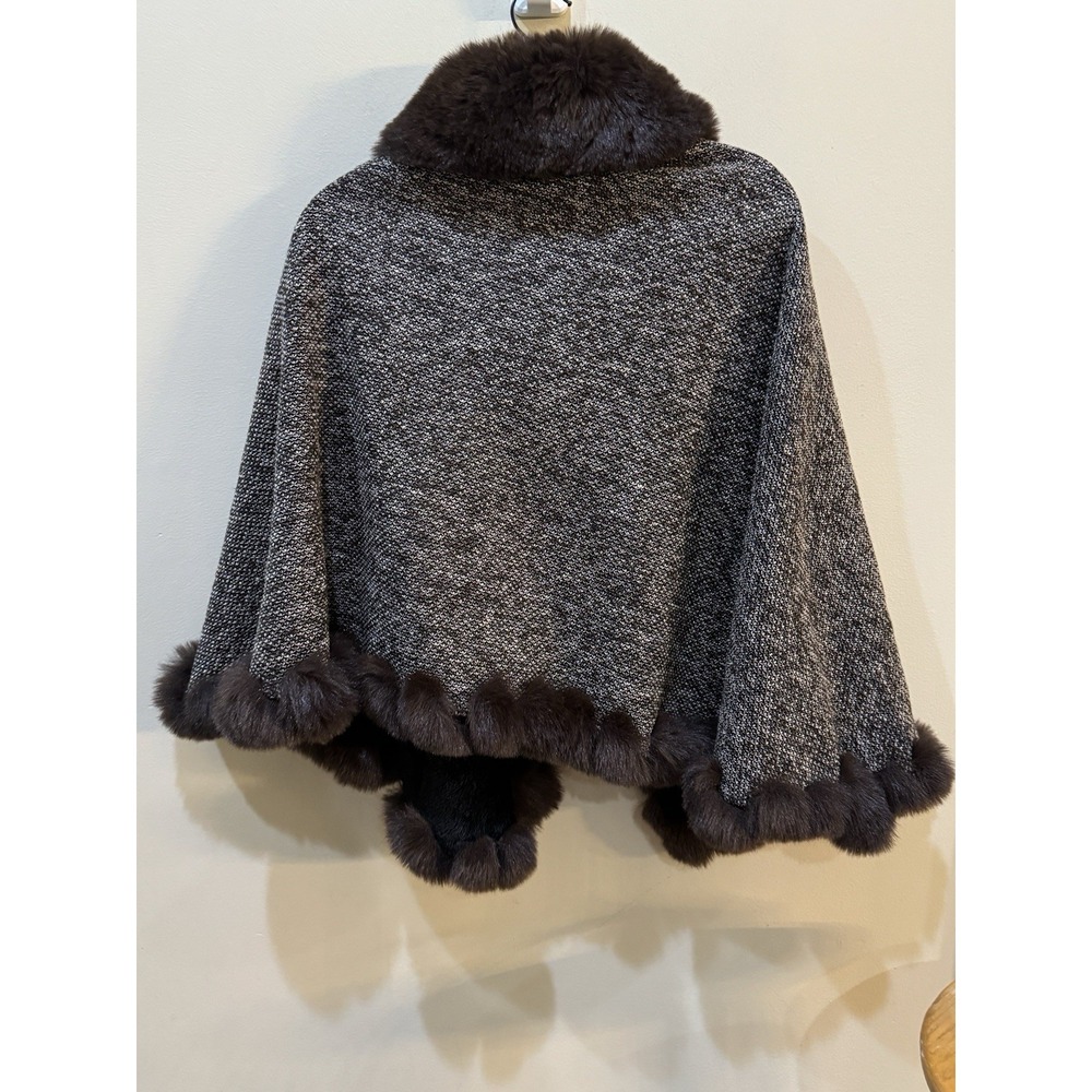 NWT Vince Camuto Faux Fur Trim Cape Shawl Capelet Penny Lane Tweed One Size - Picture 6 of 13